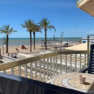 Apartamento The Pleasure Of Living In Front Of The Sea, Calafell